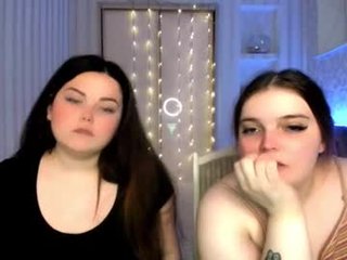 emma_dorn BBW fat cam girl loves masturbating with massage oil online