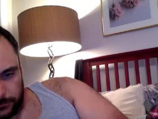 xtrasloppy webcam couple gets fucked hard and deep online