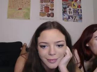 maddieandcarlie teen couple with sensual moans filling the chatroom