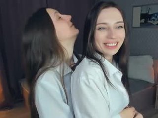 catekarvin teen cam babe wants kiss on pussy online