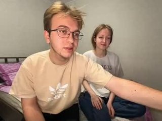 shyprinces teen couple with sensual moans filling the chatroom