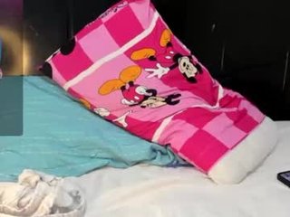 emmasexcam cam babe enjoys hot toy masturbation on camera