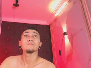 logan_and_rachel horny cam girl loves takes a cock deep in her pussy