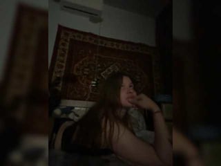 sweeeetcouple18 brunette cam babe loves getting her cunt banged online