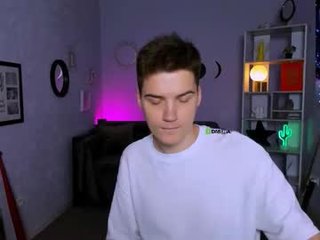 keylas_moan teen couple with sensual moans filling the chatroom