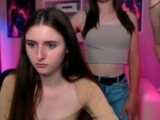 kylie_angel3 lesbian nude cam liked girl on girl domination on camera