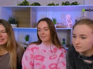 isla_dior cute teen cam babe loves XXX cam action with her perfect ass