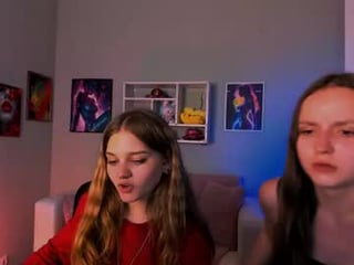 bibi_tease cute teen cam babe loves XXX cam action with her perfect ass