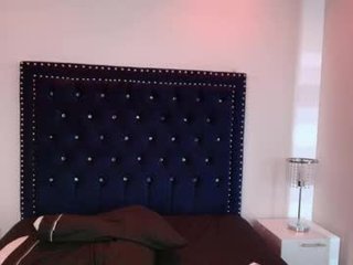 lilith_and_aress cam couple wants showing spanking action online