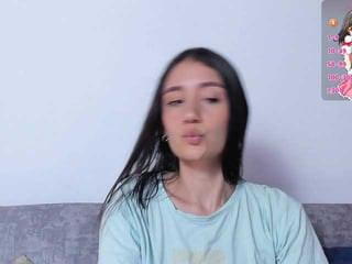 duoglow1 teen cam girl loves getting her shaved pussy humped online