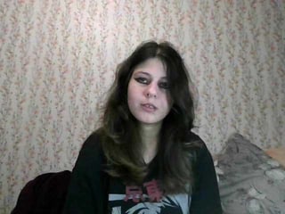 crystal-porn-love european cam babe is gorgeous when she is sucking